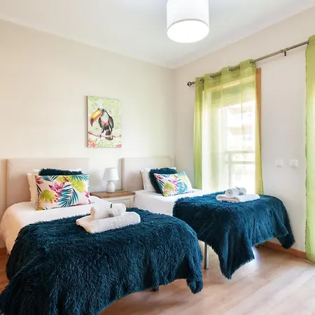 Διαμέρισμα Privilege Ciboulette With Rooftop Pool, Village Marina - *