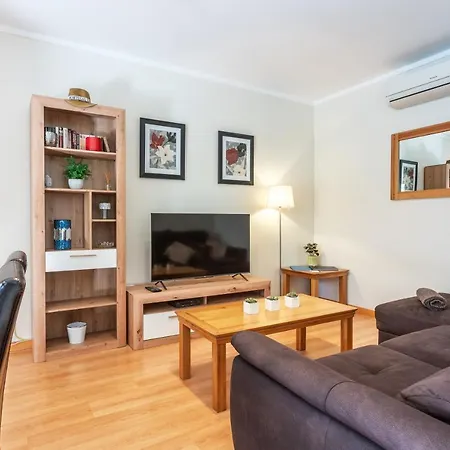 Privilege Ciboulette With Rooftop Pool, Village Marina - *